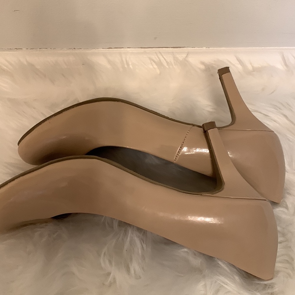 “Let’s Pump You Up” high heel shoes - Picture 8 of 9